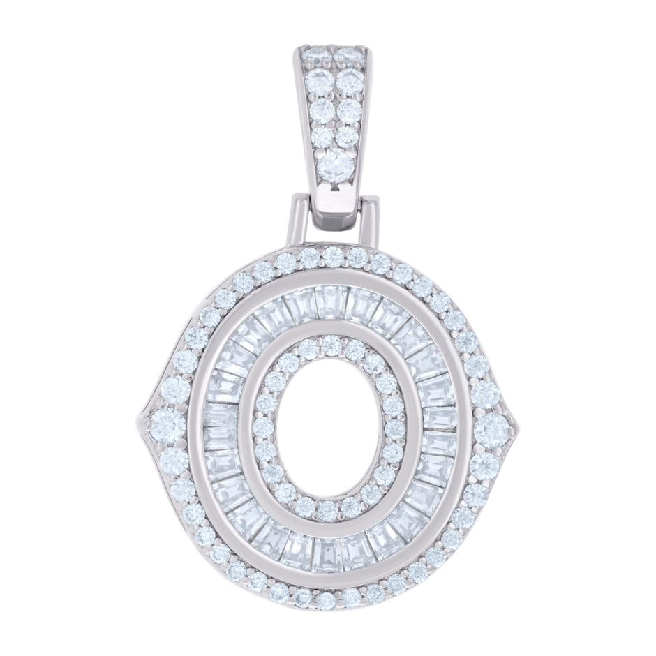 925 Sterling Silver Unisex Baguette Round Moissanite 0.56ct Initial Alphabet O Charm Pendant